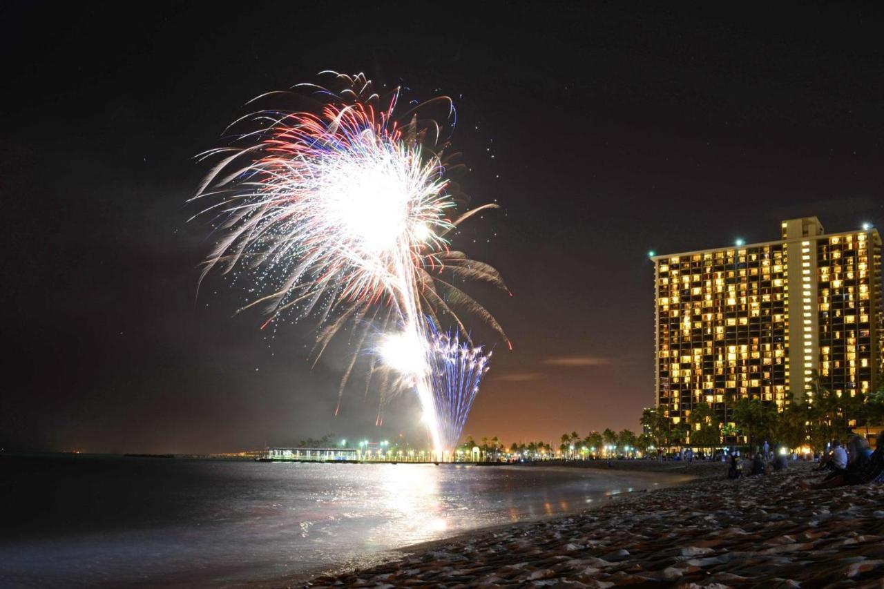 Regency On Beachwalk #46 Гонолулу Экстерьер фото